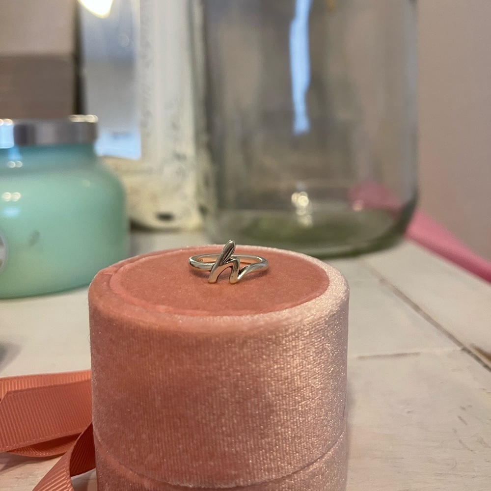James Avery 'h' ring